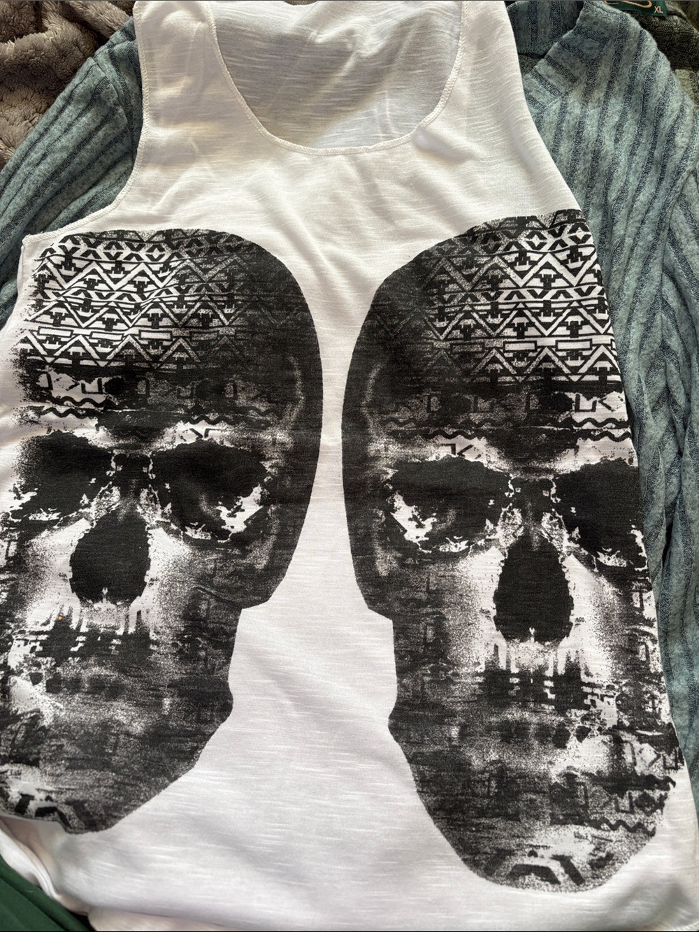 White Skull Graphic Tank Top | Edgy Street Style Sleeveless - Picture 3 of 3